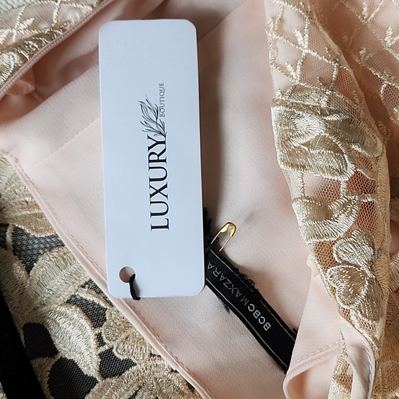 BCBG lace dress light blush pink, sz 0. - Picture 5 of 5